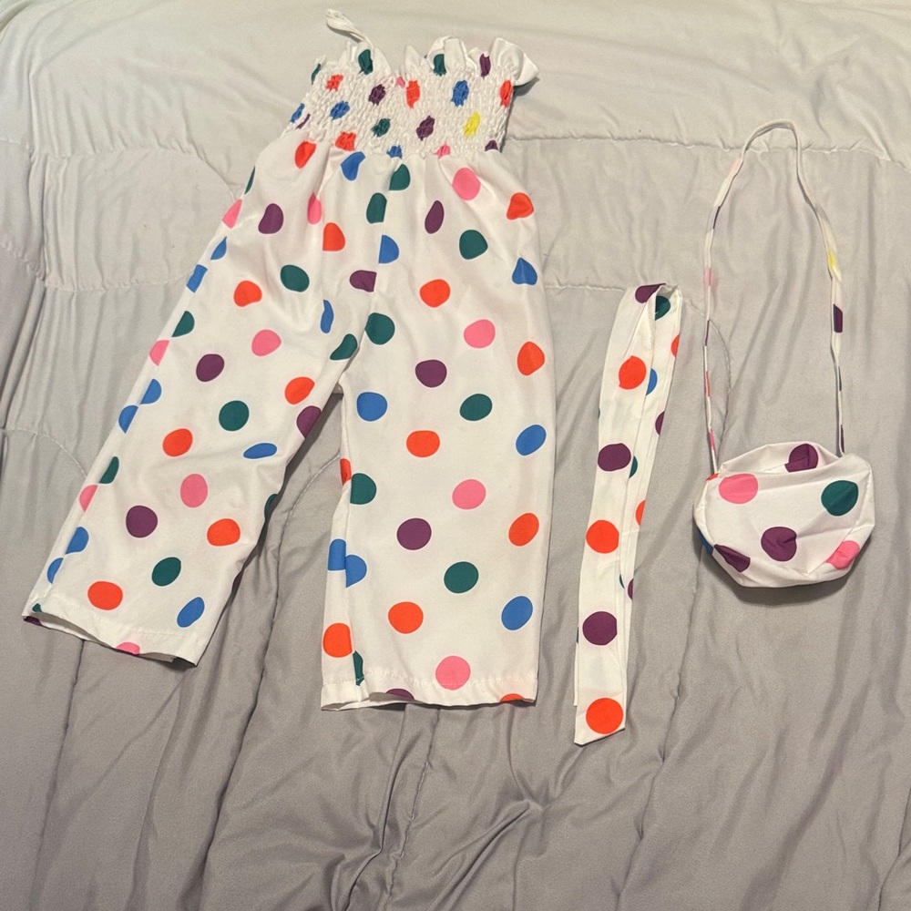 SHEIN Baby White Garment